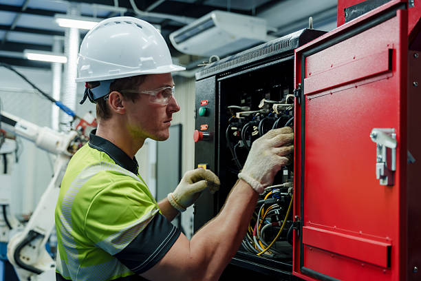 24/7 Emergency Electrical Repair experts in Squirrel Mountain Valley, CA
